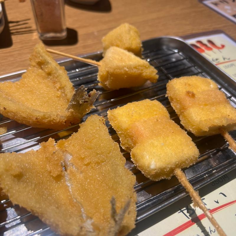 串揚げ(キス サーモンチーズ カマンベールチーズ)(串揚げTAKA)