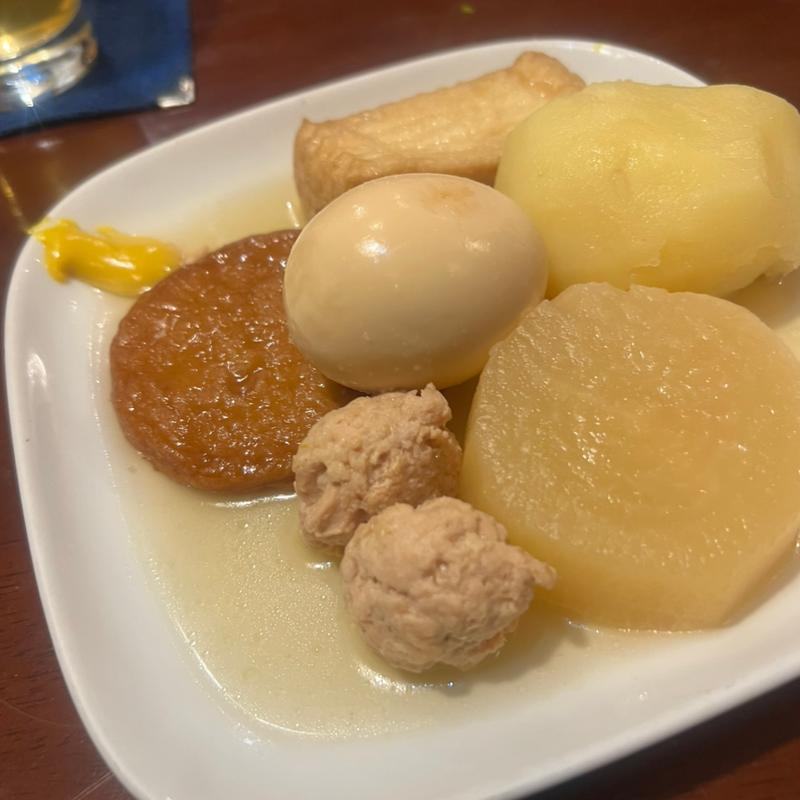 おでん(玉子 まるてん 厚揚げ じゃがいも 鶏団子 大根)(菜菜 )