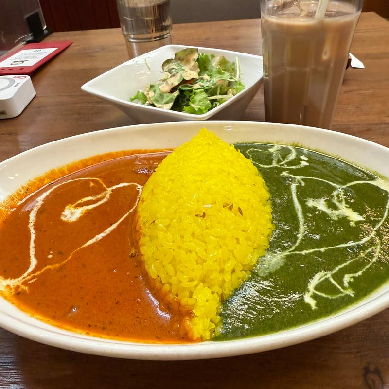 ダブルカレーセット　ほうれん草チキン&マトン(インド・タイ料理レストラン 絆)