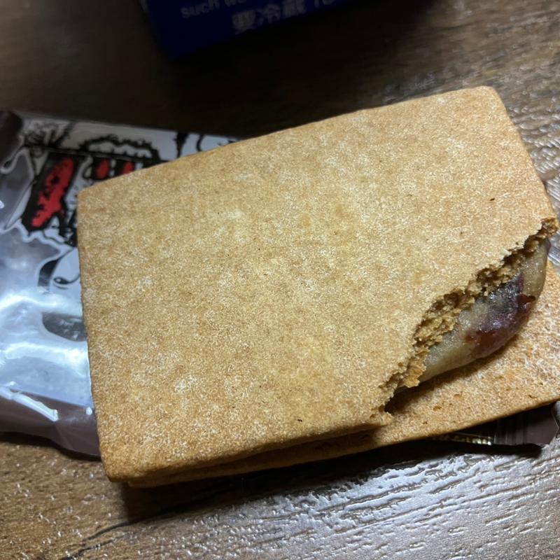 レーズンバターサンド(カルディコーヒーファーム なんばマルイ店)