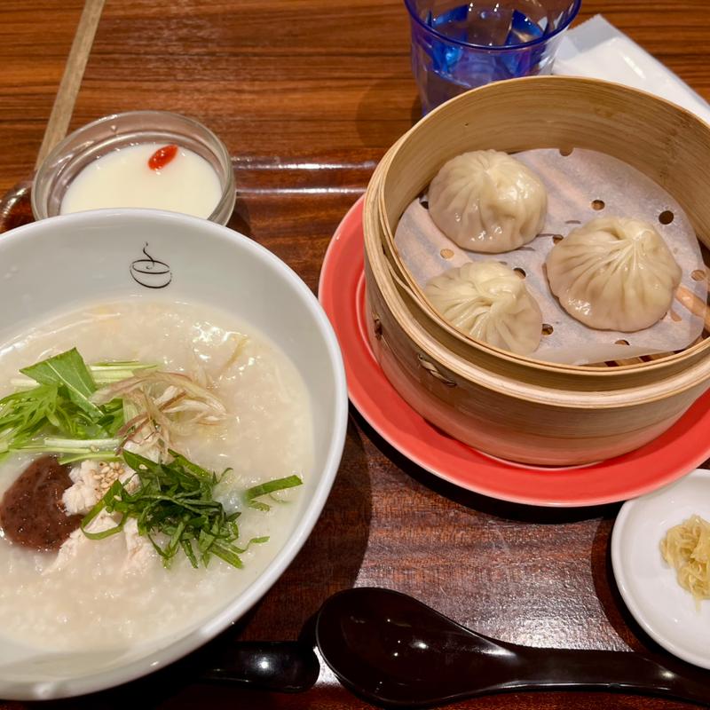 蒸し鶏とみょうがのおかゆセット(粥餐庁（かゆさんちん）KITTE博多店)