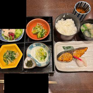 さわらの山椒焼き定食(東レ社員クラブ)