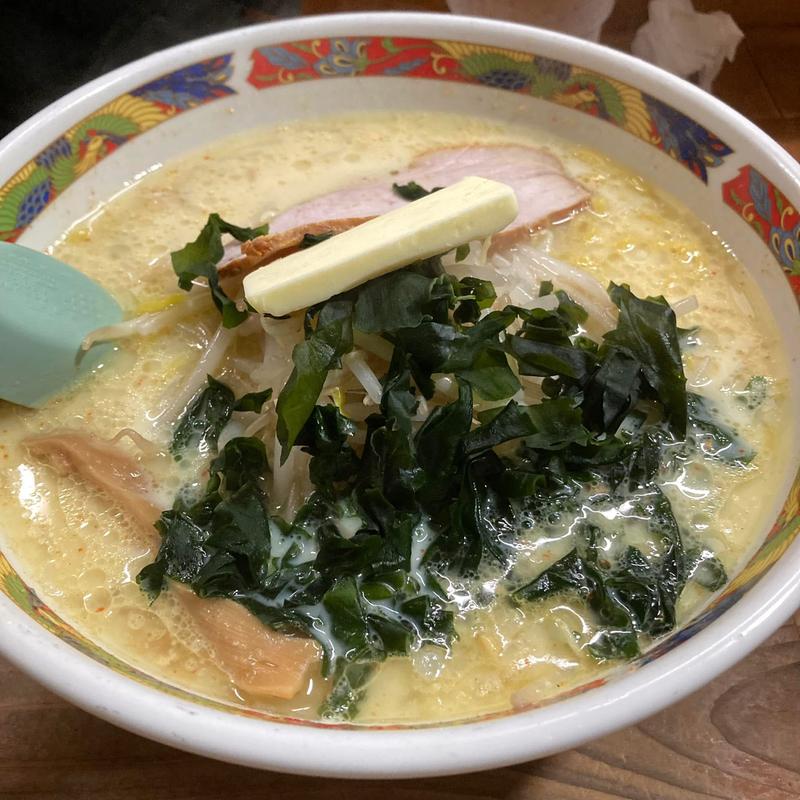 味噌カレーバター牛乳ラーメン(味の札幌 浅利)