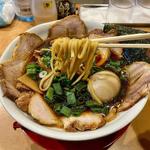 魚介醤油ラーメン 太麺 豚チャーシュー 味玉