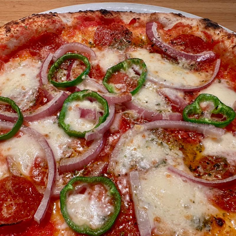 Papas パパス(FREY's Famous Pizzeria)