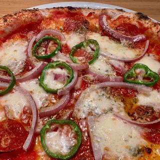 Papas パパス(FREY's Famous Pizzeria)