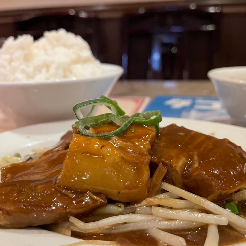 豚角煮定食(嘉徳園 (かとくえん)神田本店)