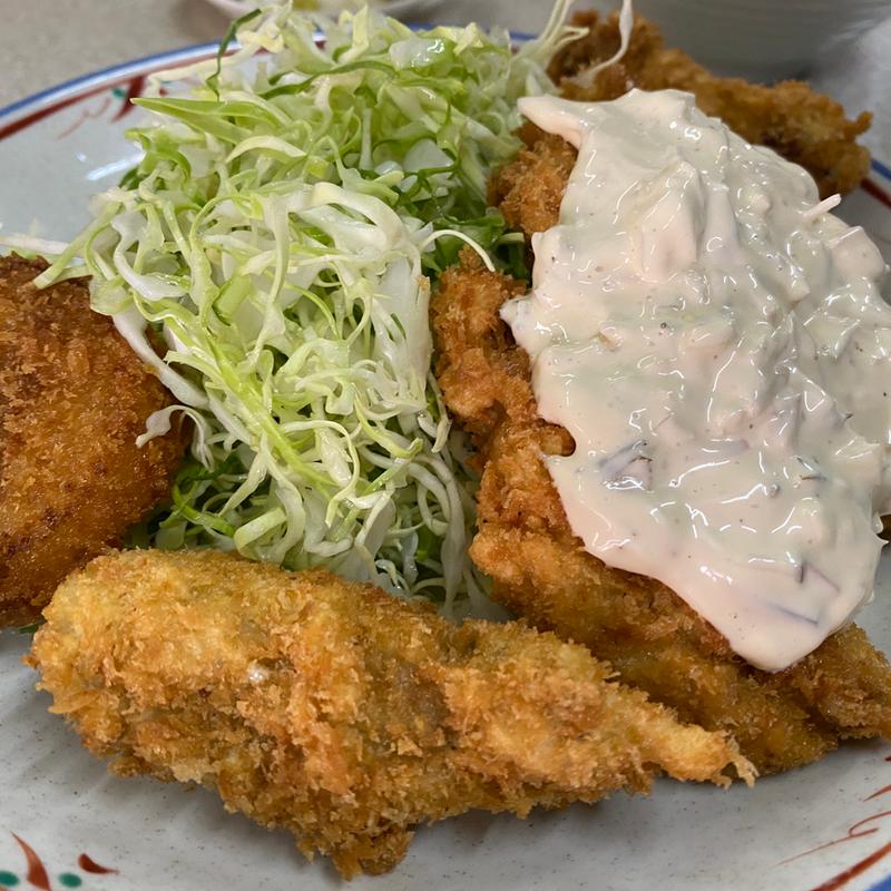 カキフライ定食（三陸）(小六)
