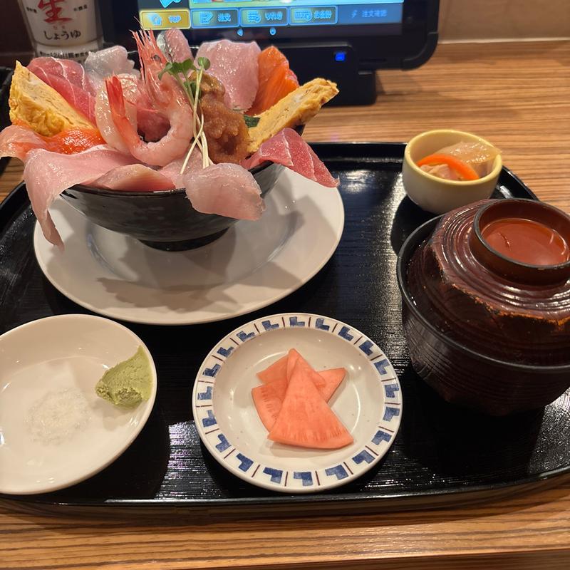 限定海鮮丼(雅茶一 （がちゃぴん）)