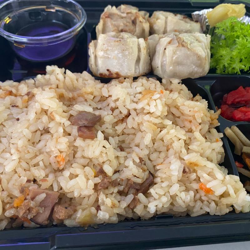 焼き豚炒飯シュウマイ弁当(大吉本店)