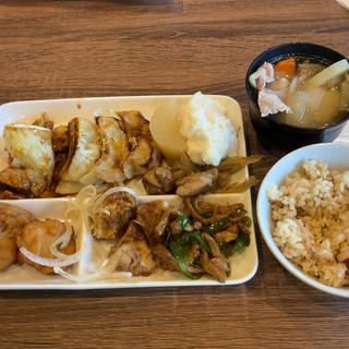 1000円バイキング(なないろ)