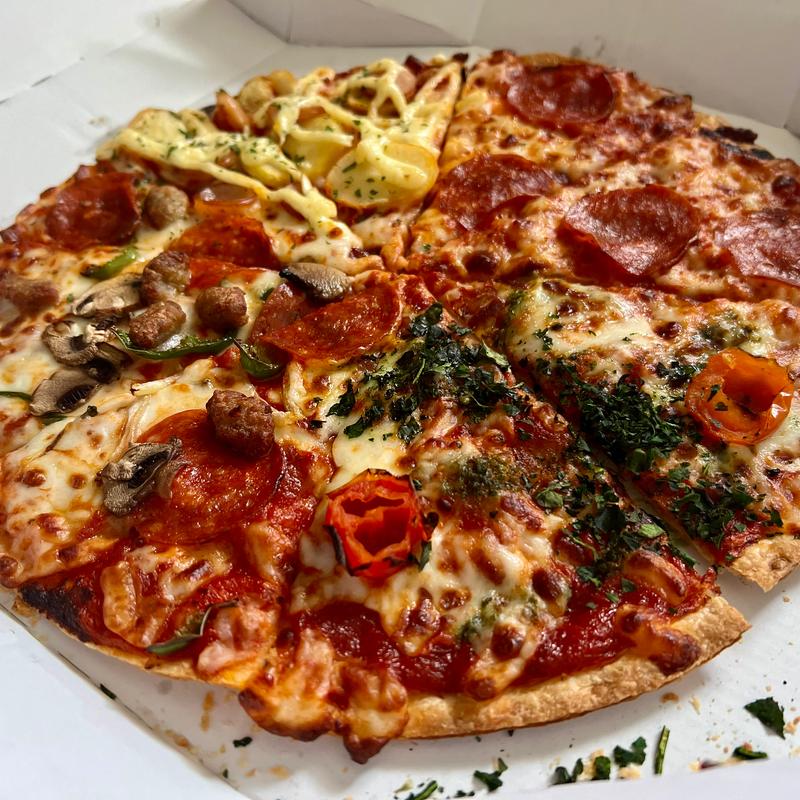 クワトロ・オールスター/Mサイズ/ウルトラクリスピークラスト(ドミノ・ピザ札幌南7条西店)