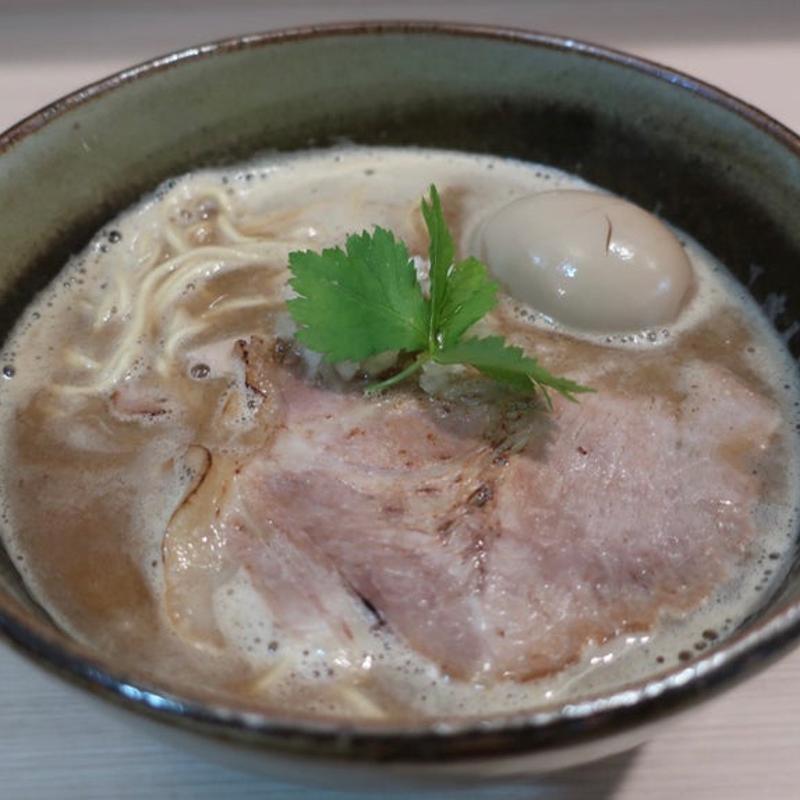 豚骨魚介ラーメン(麺屋 乃まど)