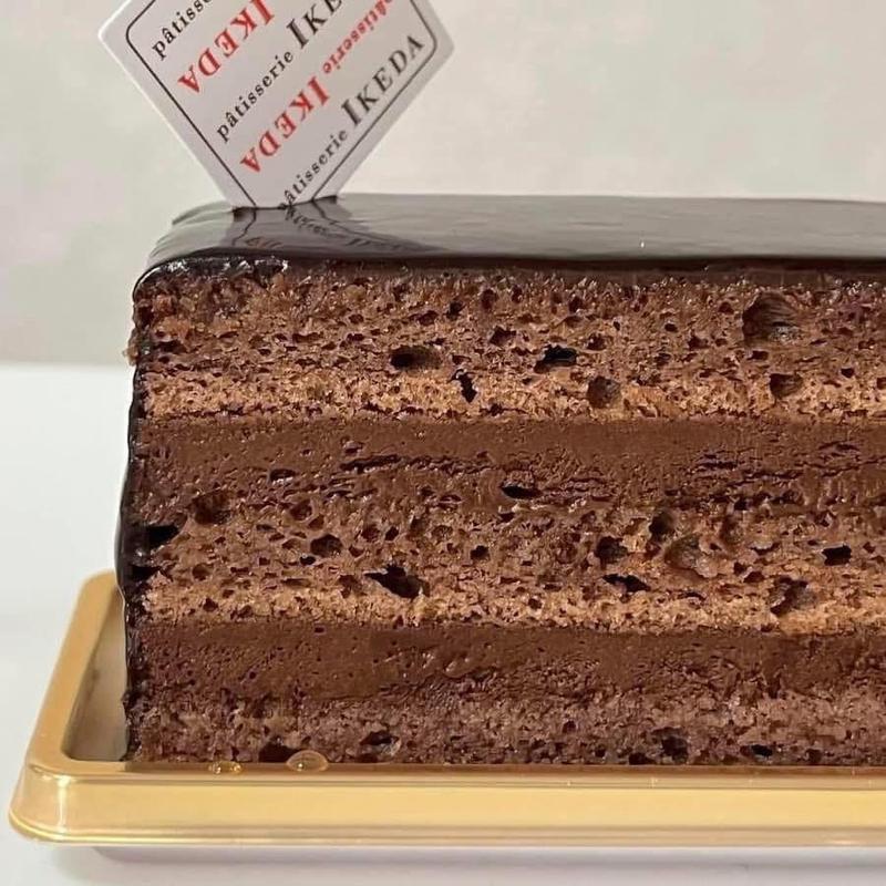 ドゥショコラ(パティスリーイケダ)