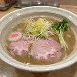 鶏そば（醤油）(MENYA BIBIRI)