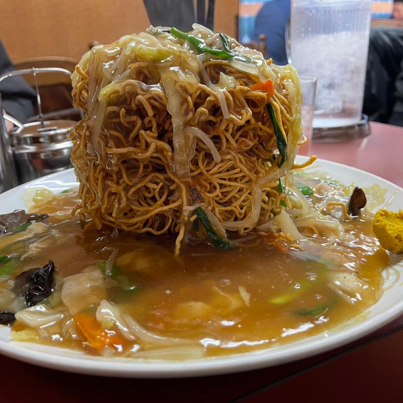 タワー硬焼きそば(味の店 太陸)