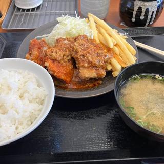 赤辛定食(からやま 群馬太田店)