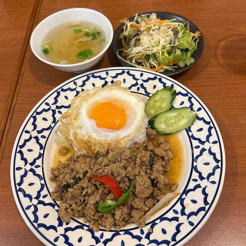 ガパオライス(GLIN THAI 川口駅東口店)