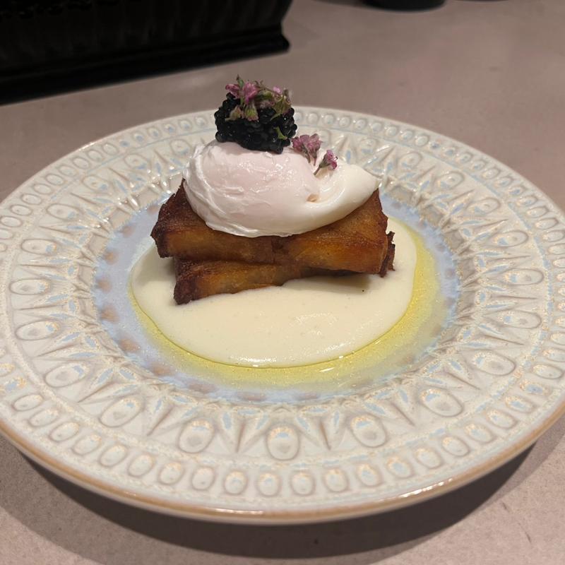 男爵のガレット キャビア添え(Restaurant イト)