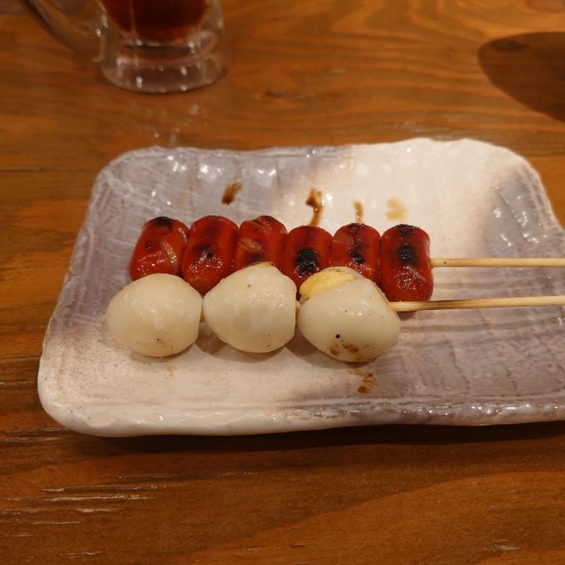 赤ウインナー串 塩 ＆ うずらの玉子串 塩(てけてけ 柏西口店)