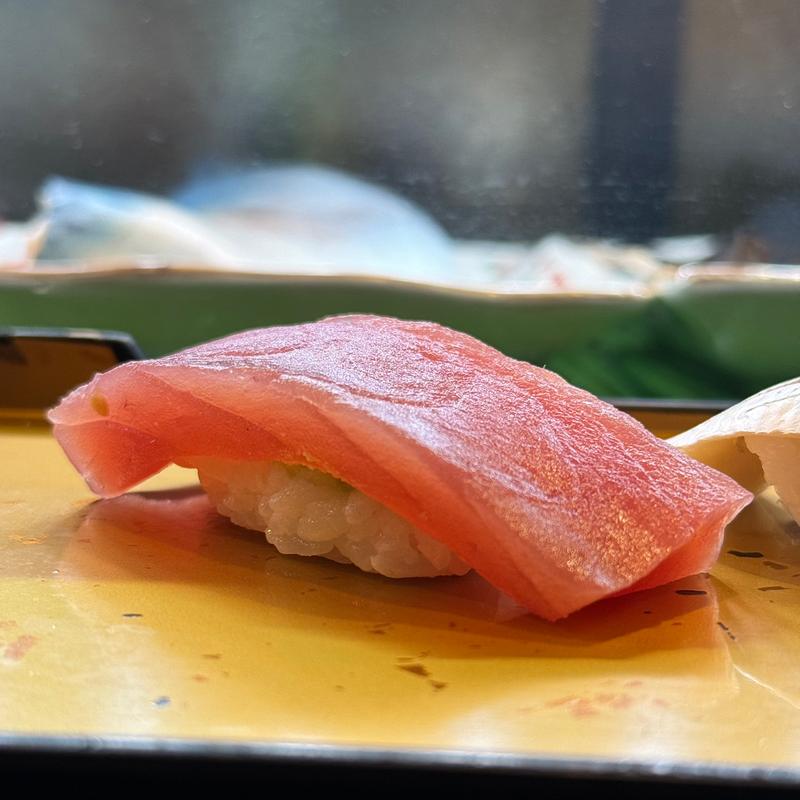 まぐろ(嬉すし )