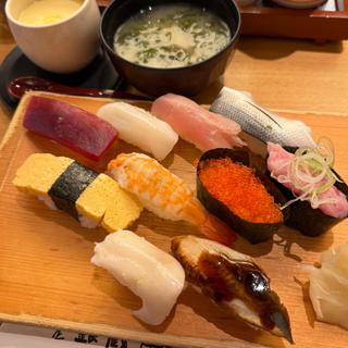 すみれ握りセット　茶碗蒸し•お椀付き(すし屋 銀蔵 多摩センター店)