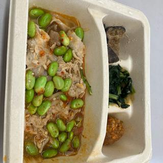 ふわっと八角香る豚バラ白菜の醤油(ナッシュ株式会社)