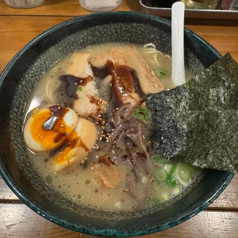 黒鐵釜(久留米らーめん 鐵釜)