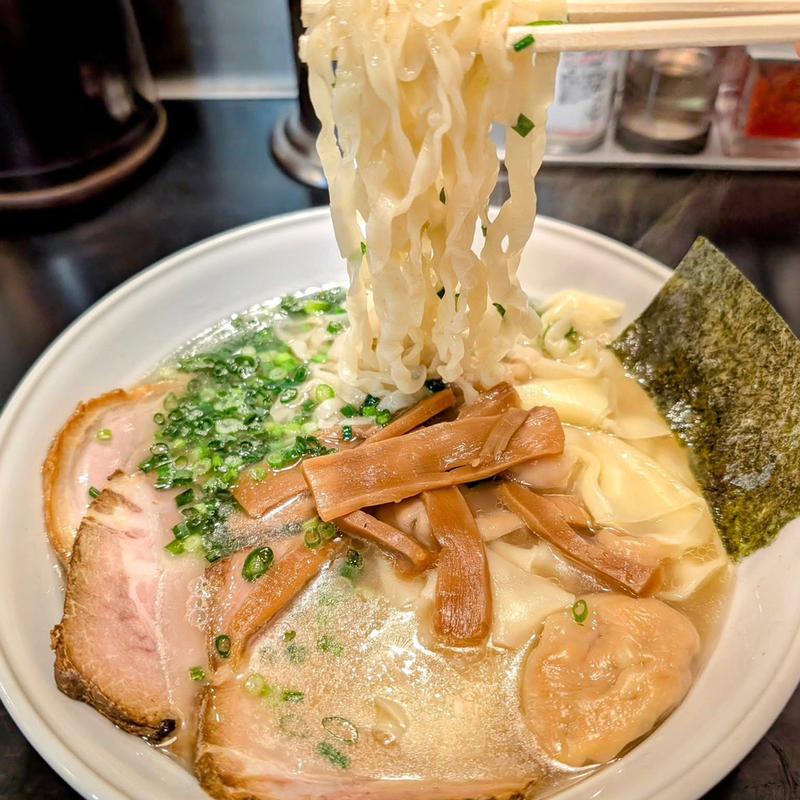 叉焼雲呑麺(こうや麺房)