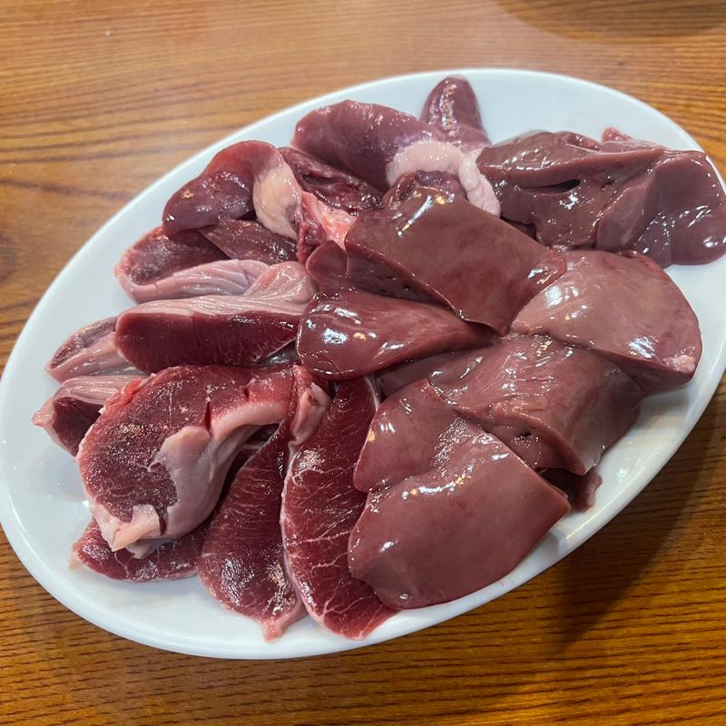 宮崎地鶏の内臓盛り合わせ(ホルモン焼 はせ川)