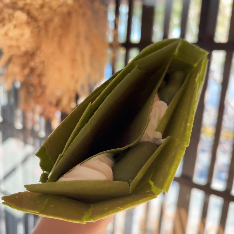 抹茶生地の生クリーム&カスタード(パンとエスプレッソと嵐山庭園『エスプレッソと』)