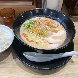 鶏坦々麺＋ご飯(グルテンフリーラーメン専門店 RYU-Gu 龍旗信)