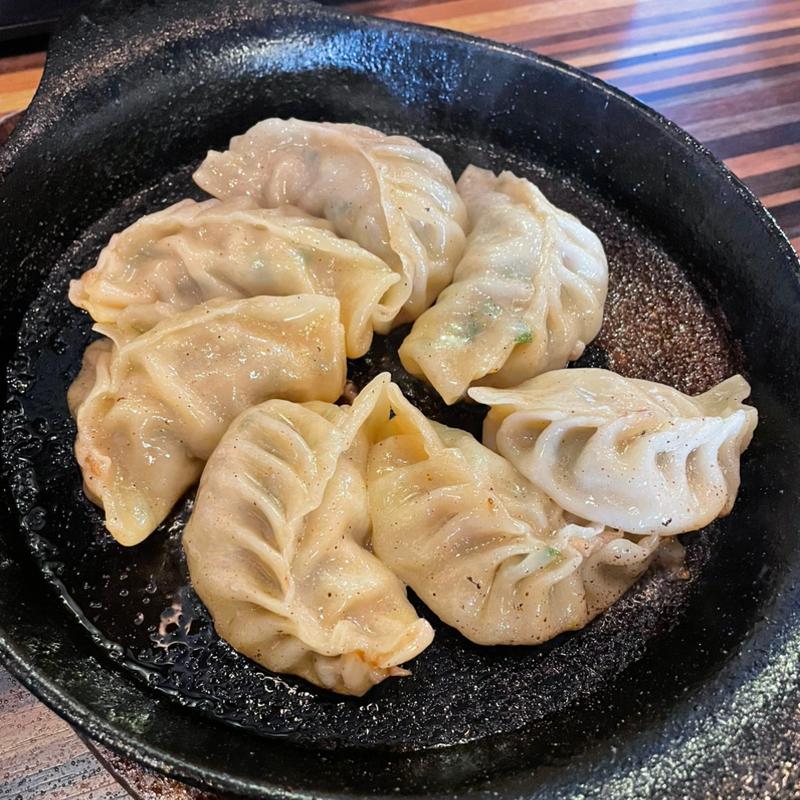 鉄板餃子(ラーメン かなで食堂 )