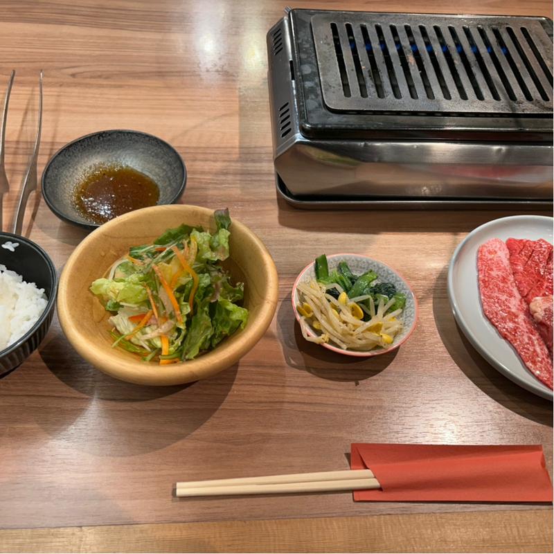 Mix焼肉定食(Yakiniku 名もなき名店へ 一切入魂一枚売り焼肉)
