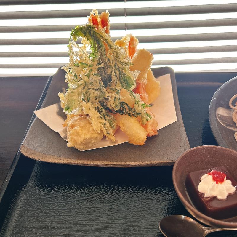 天ぷら盛り合わせ(SOBADOKORO YUU)