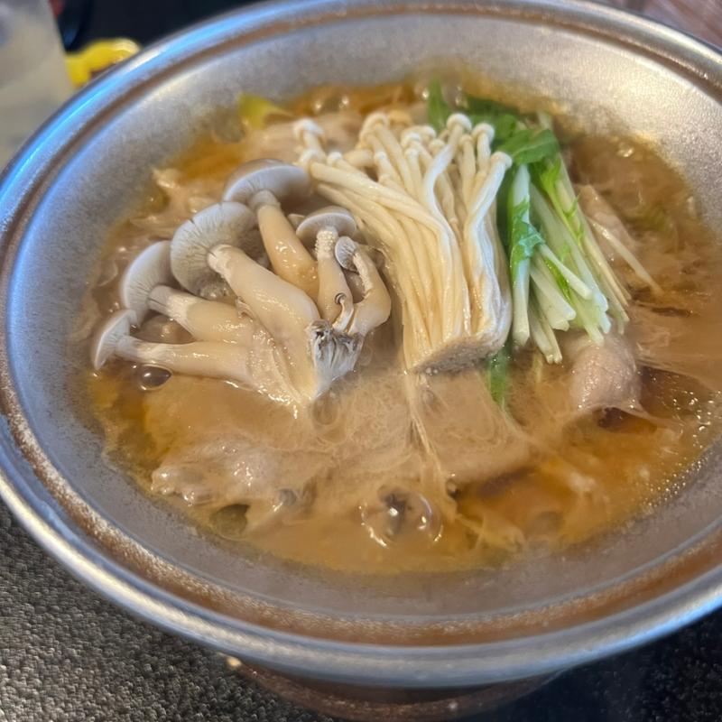 豚肉ときのこのすき煮(元湯雄山閣 )