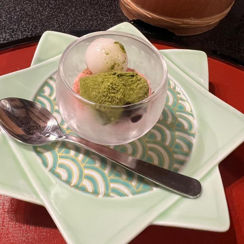 苺ケーキ 抹茶わらび餅(元湯雄山閣 )