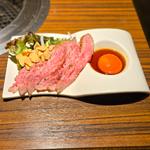 レアステーキユッケ