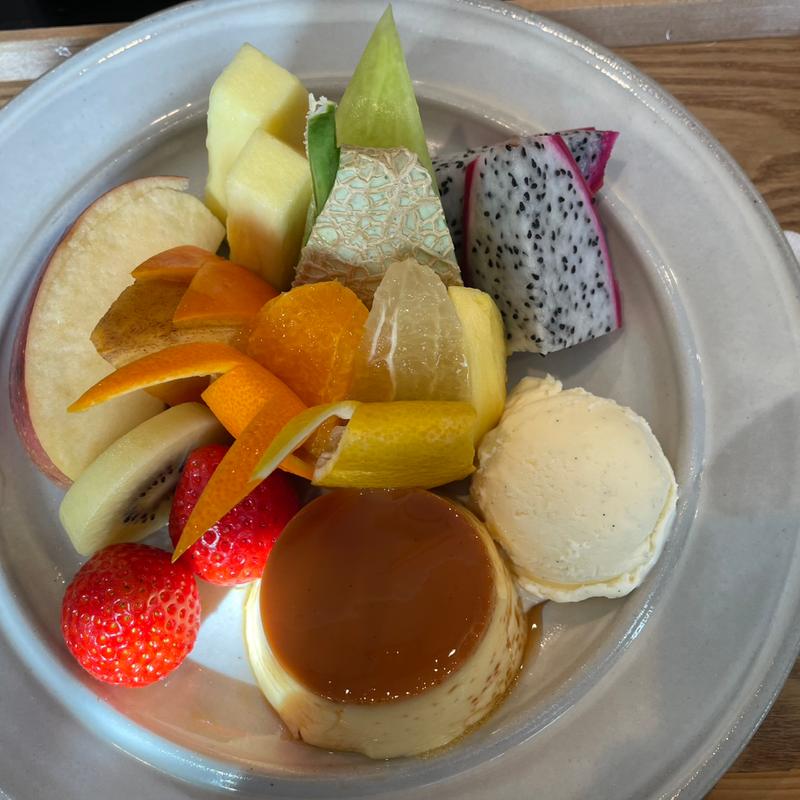 プリンアラモード(カフェ 一富士)