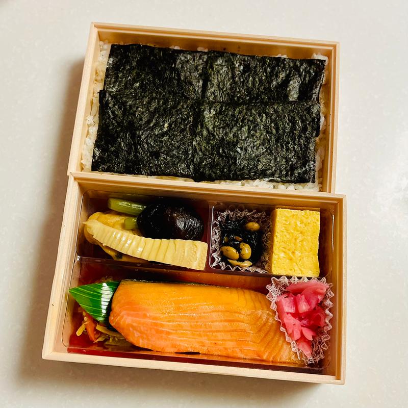 海苔弁当(ハラミ白醤油焼)(魚弁)