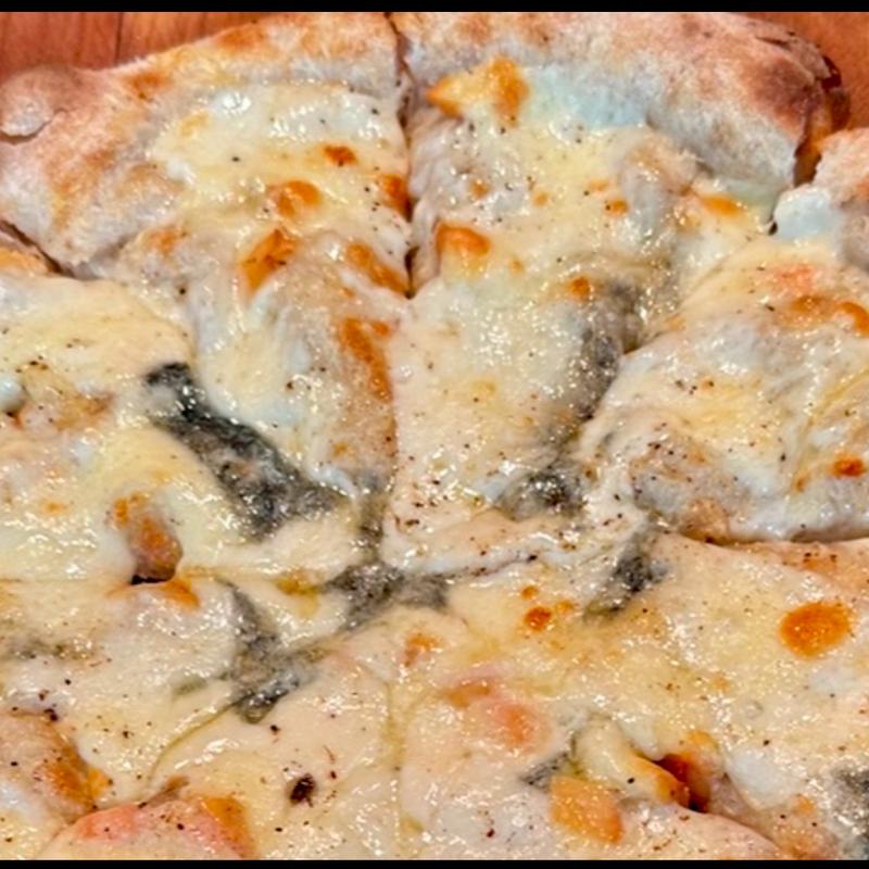 チーズのpizza(ピッツァバー ON 38TH)