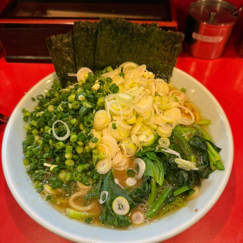 並盛（ネギ増し）(横浜家系ラーメン 黄金家)