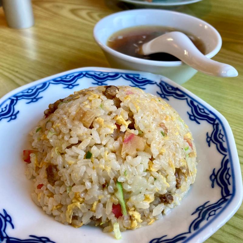 半チャーハン(餃子の王さま)