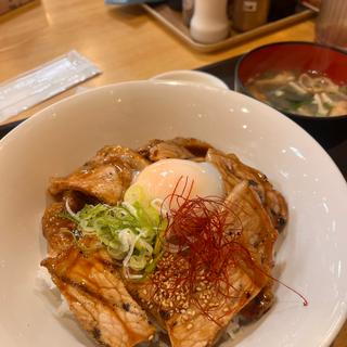 金の豚丼