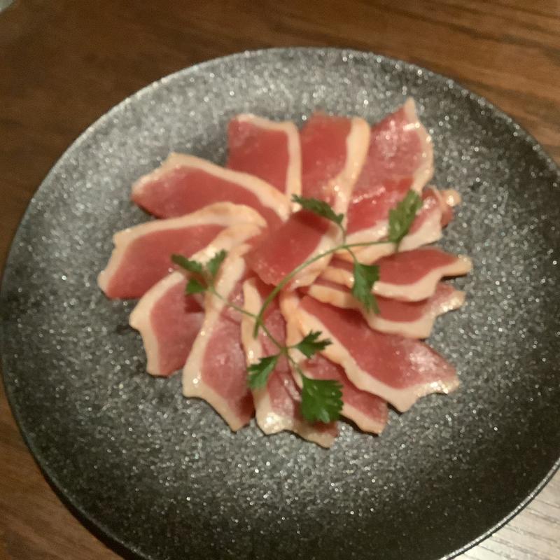 鴨の生ハム(薪窯ピザとワイン SUONARE)