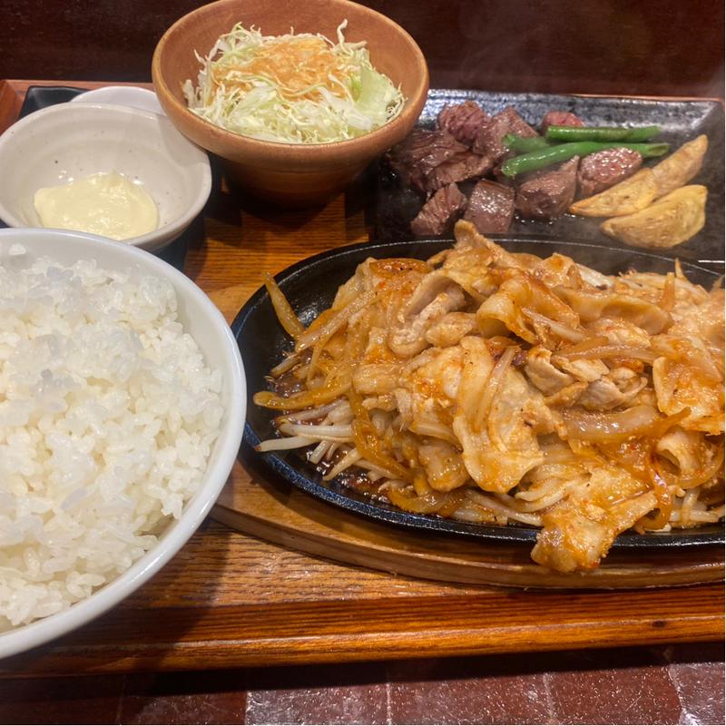 ピリ辛味噌の生姜焼き&番人ステーキ(ステーキ食堂 肉の番人)