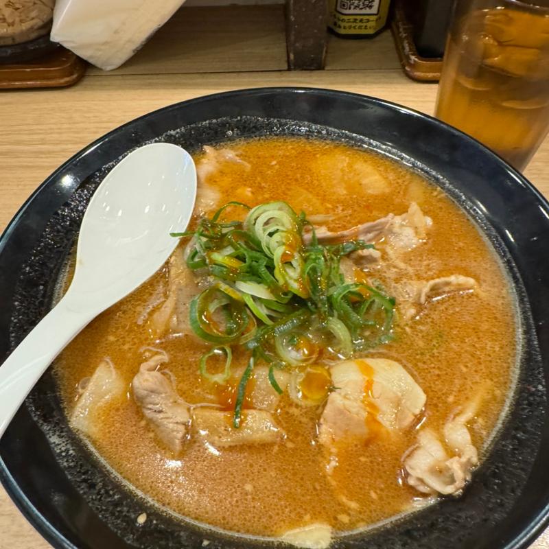 豚肉と根菜のコク味噌らーめん(威風 飯田橋店)