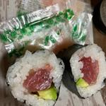 マグロアボカド巻き(深川本店)