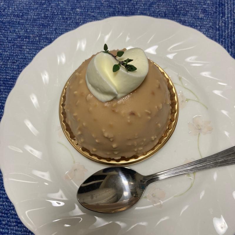 テオレ(サント・ノーレ （Saint-Honore）)