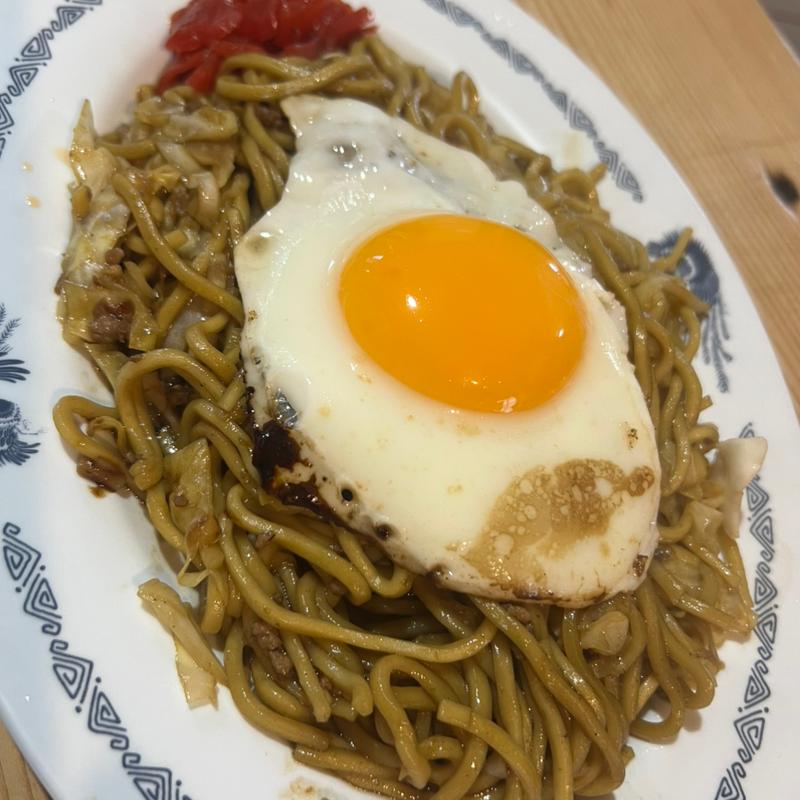 肉玉焼きそば(藤春食堂)